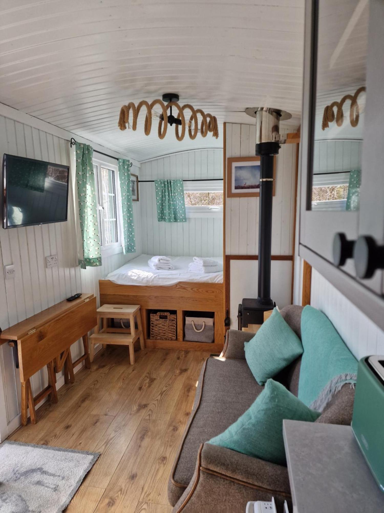 Dalnoid Cottages & Treehouses Nr Glenshee المظهر الخارجي الصورة