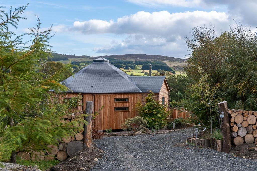 Dalnoid Cottages & Treehouses Nr Glenshee المظهر الخارجي الصورة
