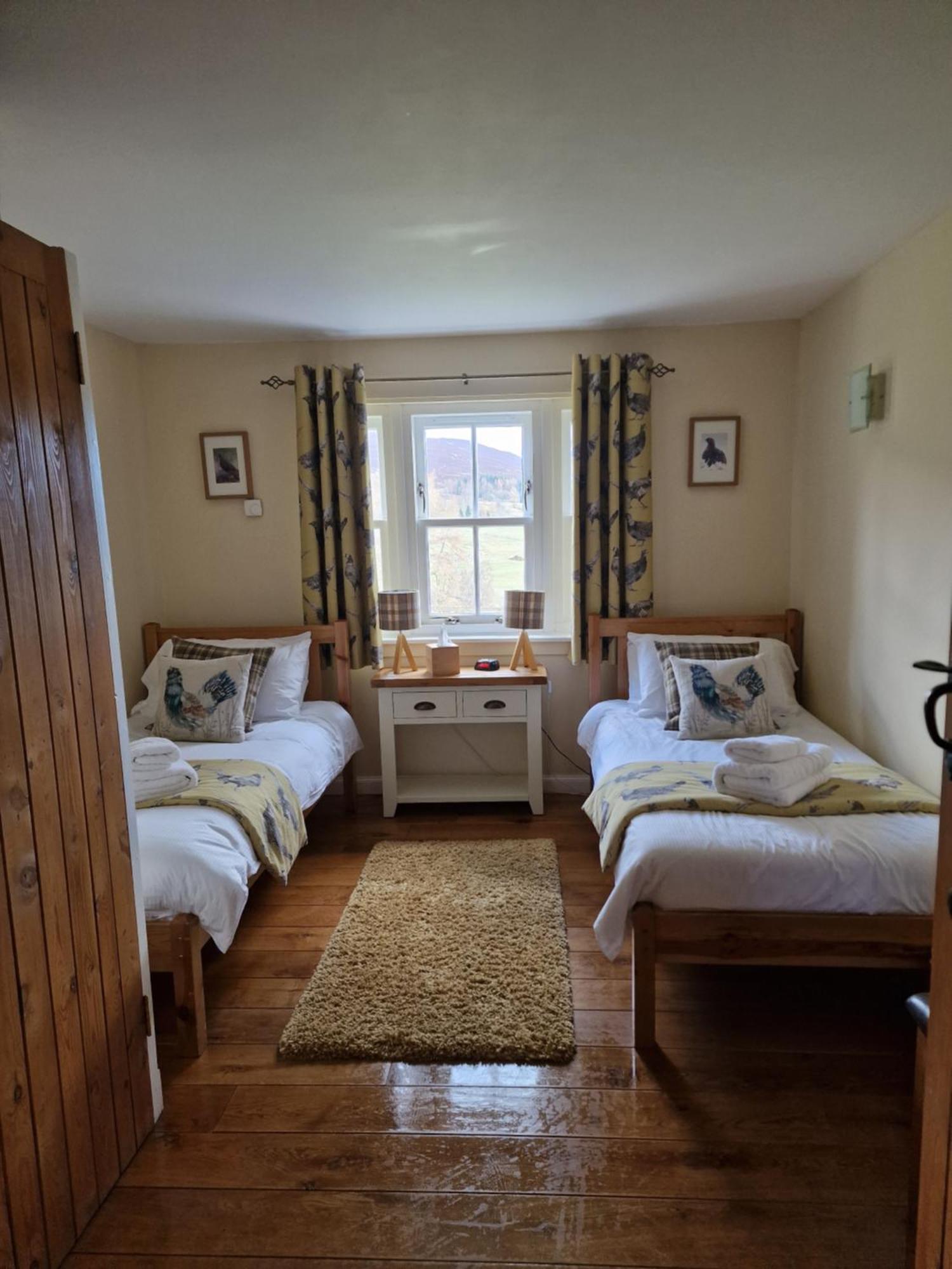 Dalnoid Cottages & Treehouses Nr Glenshee المظهر الخارجي الصورة