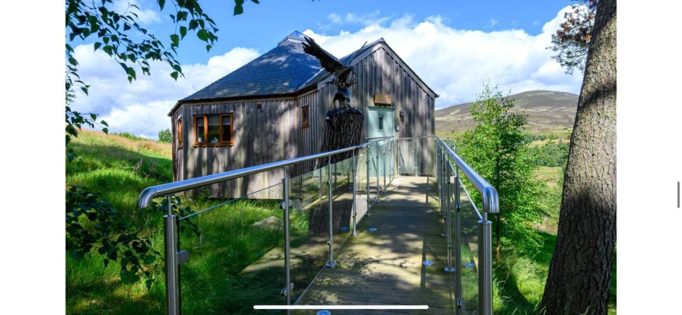 Dalnoid Cottages & Treehouses Nr Glenshee المظهر الخارجي الصورة